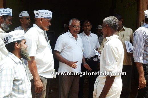 AAP Candidate M R Vasudeva campaing in Mangalore